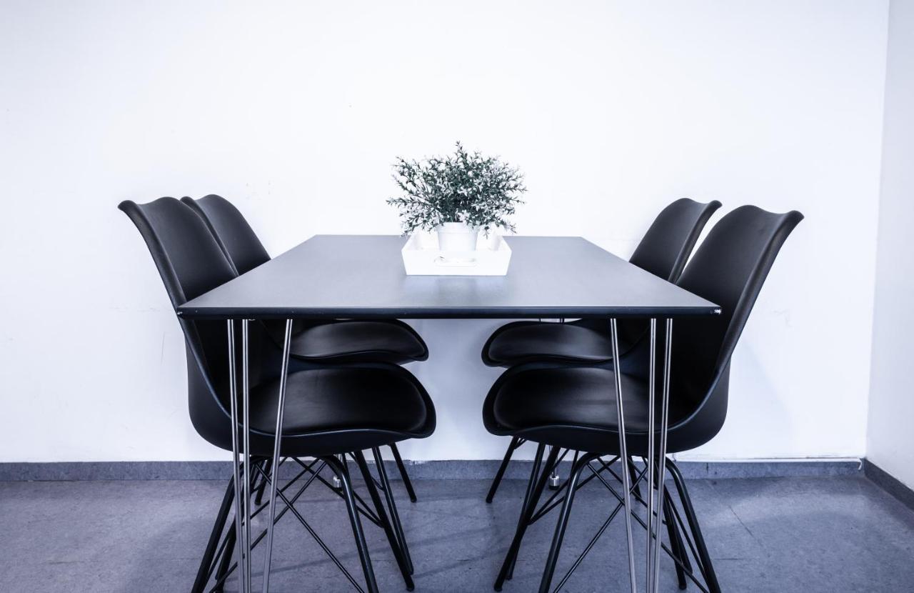 Au44 Apartments City Centre 셀포스 외부 사진